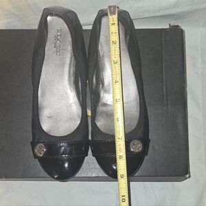 Coach Women’s Chelsea Black Leather Cap Toe Ballet Flats Size 6 Runs Small